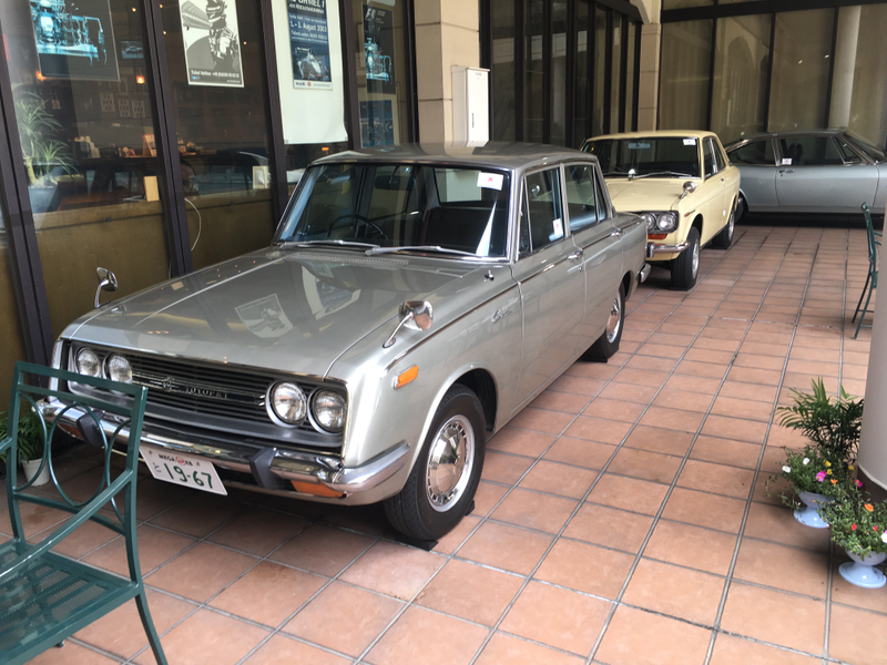 Illustration for article titled Look At This Amazing Collection of Historic Cars Inside A Japanese Shopping Mall